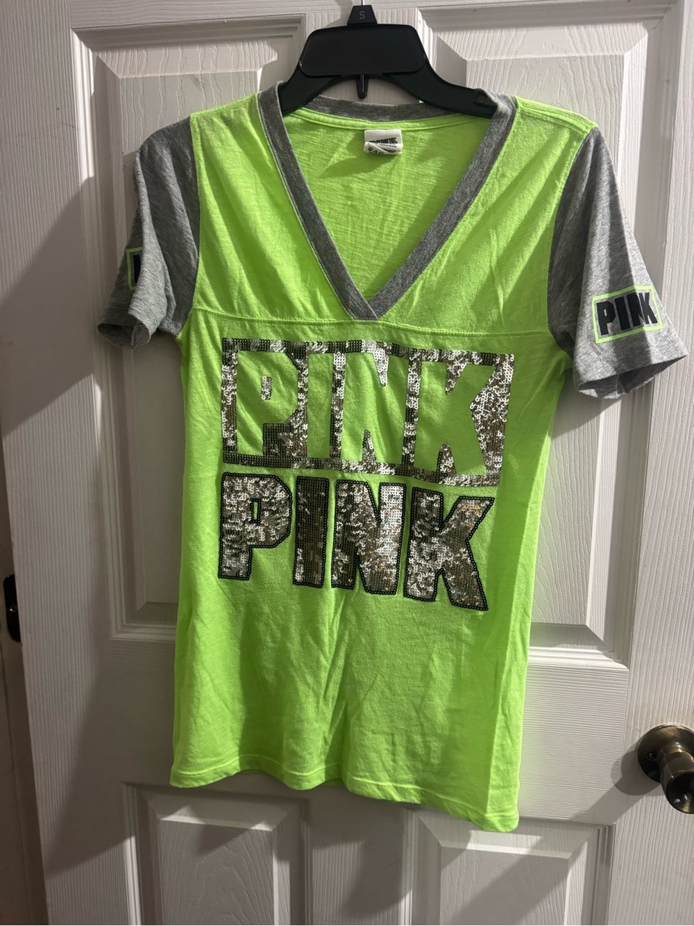 PINK Victoria's Secret Neon Lime V-Neck Tee with Gray Sleeves Sequins Sz. M